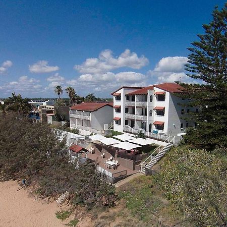 Don Pancho Beach Resort Bargara Exterior photo