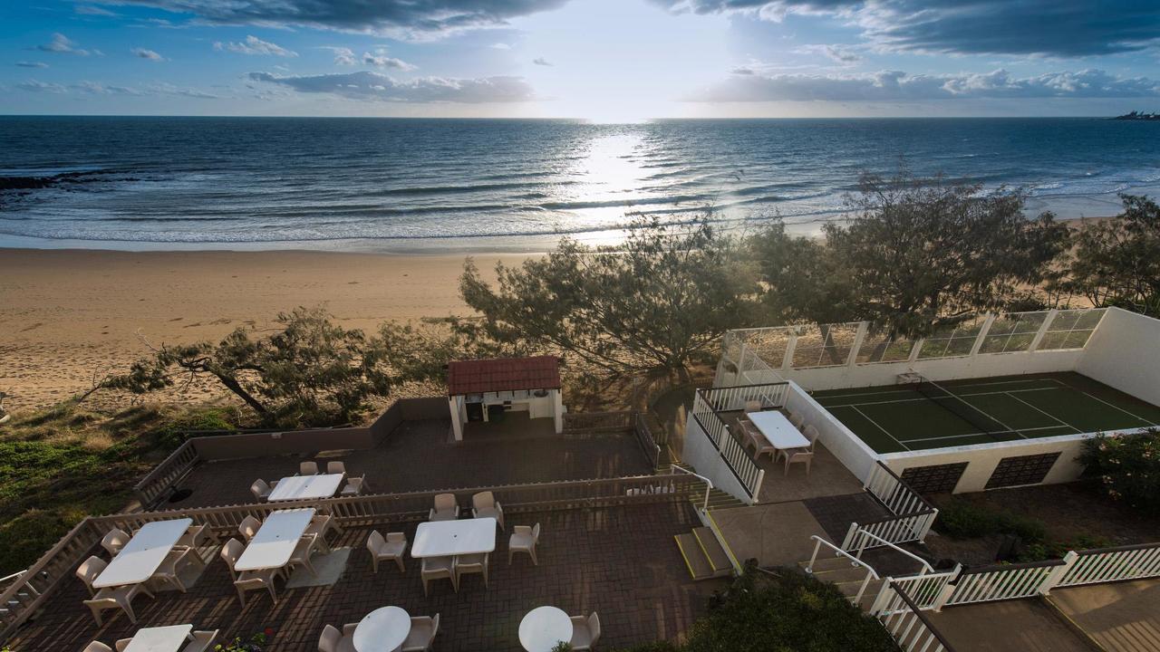 Don Pancho Beach Resort Bargara Exterior photo